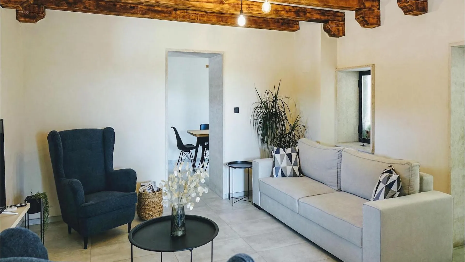 Lovely Home In Central Istria With Outdoor Swimming Pool Zarecje 0*,