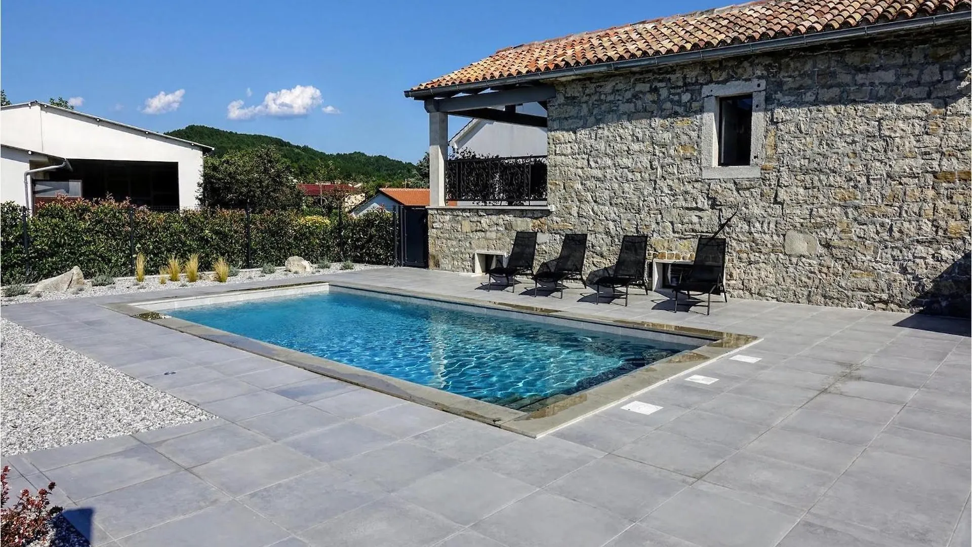 Lovely Home In Central Istria With Outdoor Swimming Pool Zarecje